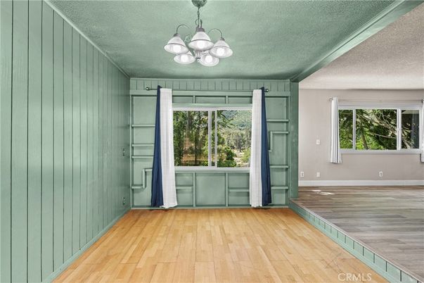 Chandelier, Empty room, Interior, Wood Texture Flooring