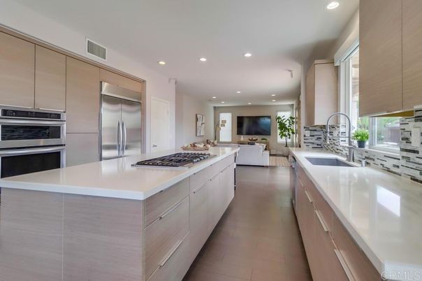 Interior, Kitchen, Living room, Recessed Lighting, Stainless Steel Appliances