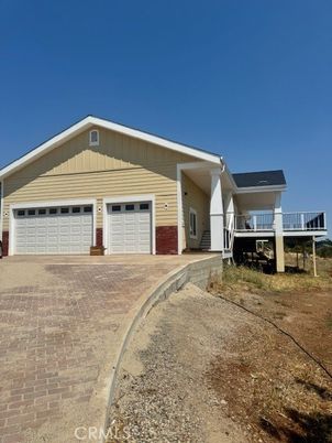 Attached, Exterior, Facade, American Craftsman