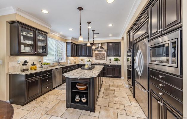 Interior, Kitchen, Pendant Lights, Recessed Lighting, Stainless Steel Appliances