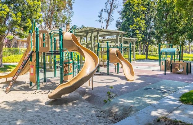 Backyard, Exterior, Playground