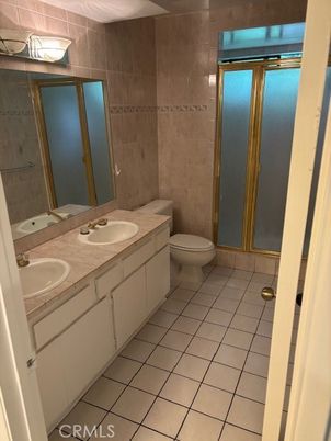 Bathroom, Dual Sink Vanities, Interior, Tile Countertops