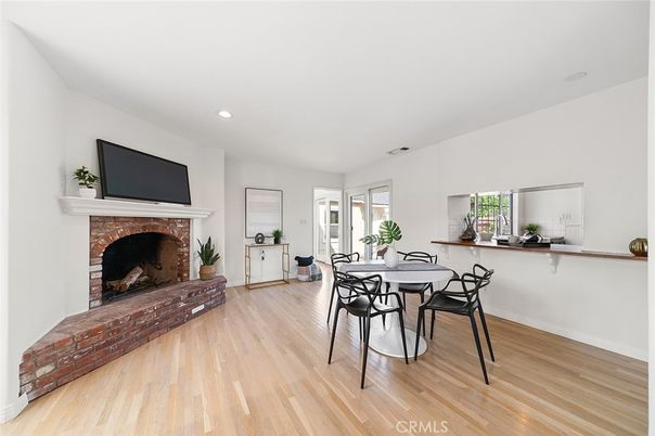 Dining room, Fireplace, Interior, Recessed Lighting, Wood Texture Flooring