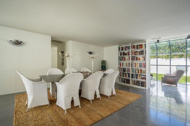 Dining room, Interior