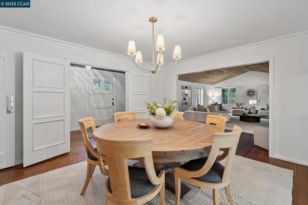 Chandelier, Dining room, Interior, Living room, Wood Texture Flooring