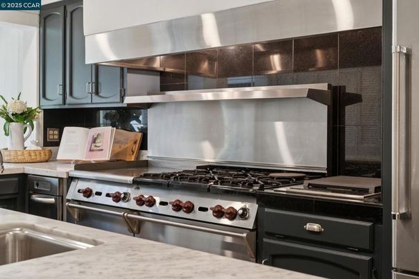 Interior, Kitchen, Stainless Steel Appliances