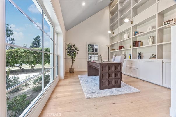 Home Office, Interior, Recessed Lighting, Wood Texture Flooring
