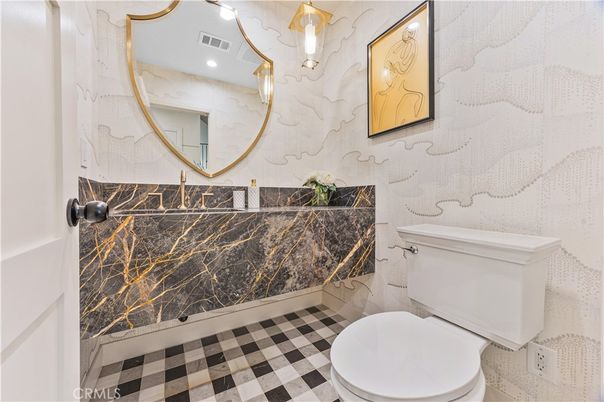 Bathroom, Interior, Recessed Lighting