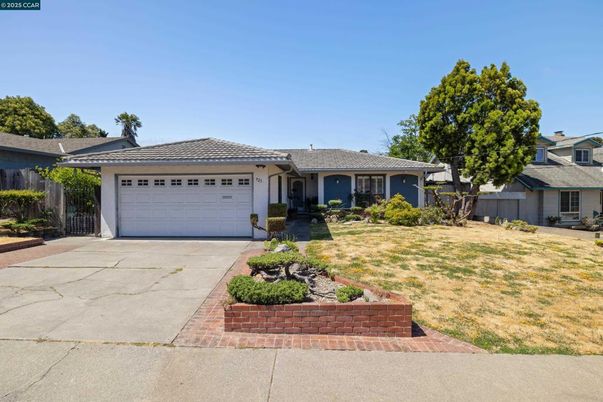 Attached, Backyard, Exterior, Facade, Ranch