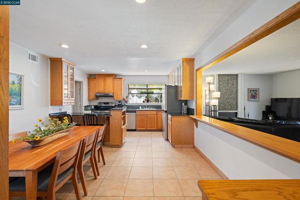 Dining room, Interior, Kitchen, Recessed Lighting