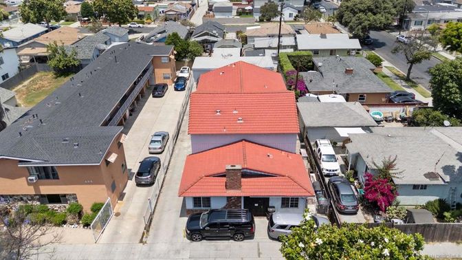 Exterior, Drone