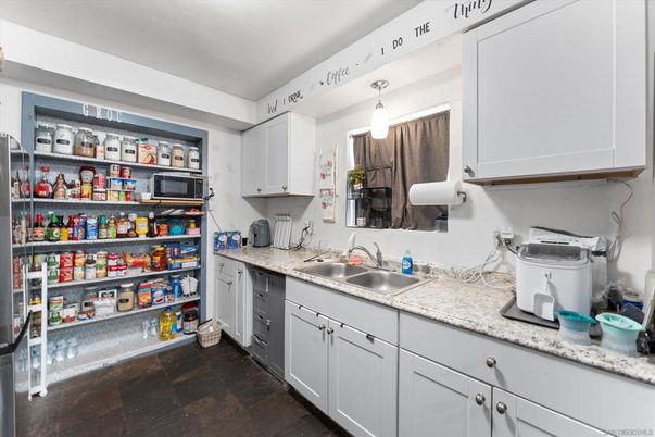 Interior, Kitchen, Pendant Lights