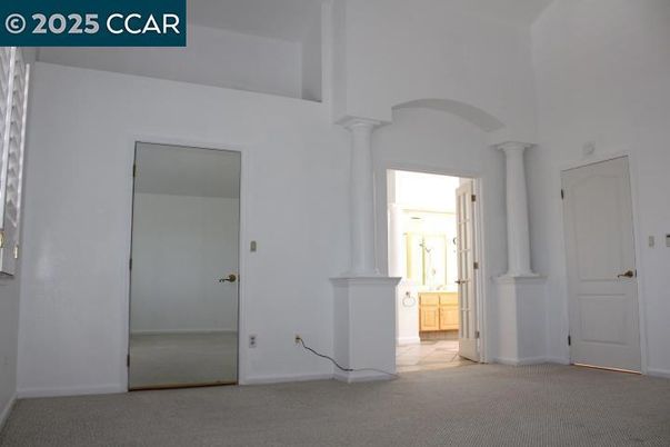 Bathroom, Empty room, Interior