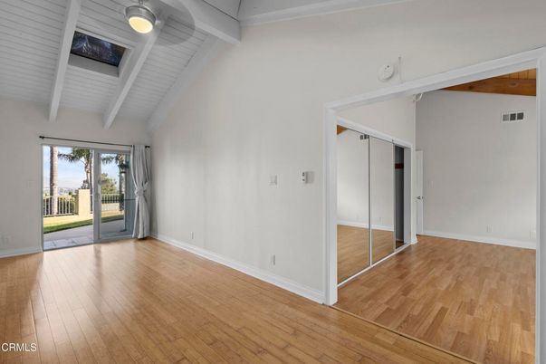 Empty room, Interior, Wooden Beams, Wood Texture Flooring