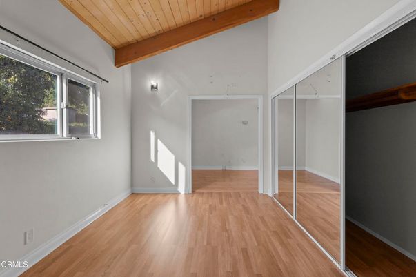 Empty room, Interior, Wooden Beams, Wooden Ceilings, Wood Texture Flooring
