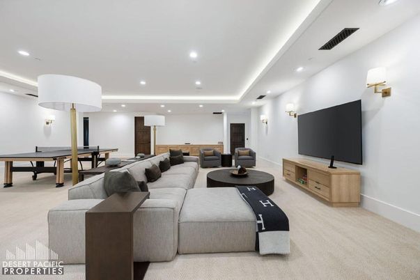 Game Room, Interior, Living room, Recessed Lighting