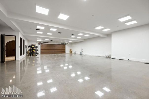Garage, Interior, Recessed Lighting
