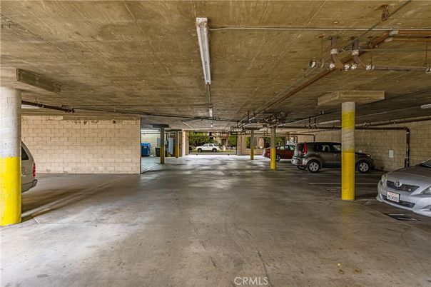 Garage, Interior, Stone Walls