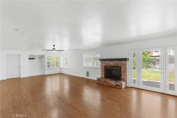 Empty room, Fireplace, Interior, Wood Texture Flooring