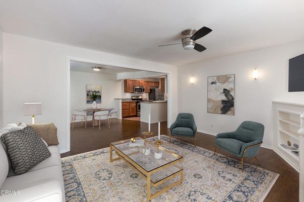 Dining room, Interior, Kitchen, Living room, Stainless Steel Appliances, Wood Texture Flooring