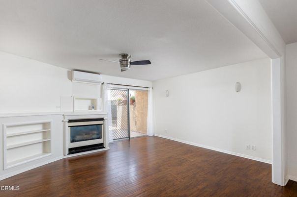 Empty room, Fireplace, Interior, Wood Texture Flooring
