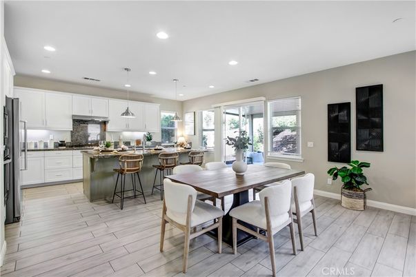 Dining room, Interior, Kitchen, Pendant Lights, Recessed Lighting, Wood Texture Flooring