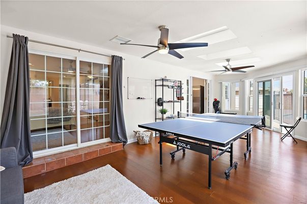 Game Room, Interior, Wood Texture Flooring
