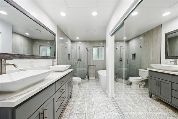 Bathroom, Dual Sink Vanities, Free Standing Baths, Glass Shower, Interior, Recessed Lighting