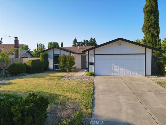 Backyard, Detached Garage, Exterior