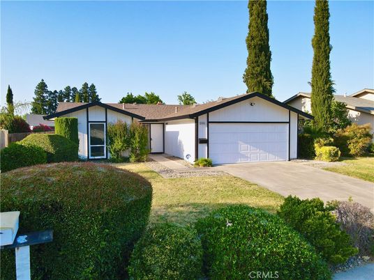 Attached, Backyard, Exterior, Facade, Ranch
