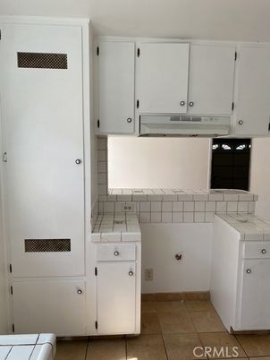 Interior, Kitchen, Tile Countertops