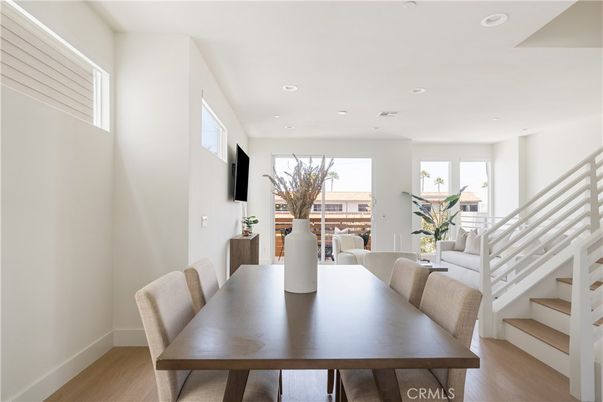 Dining room, Interior, Living room, Recessed Lighting, Wood Texture Flooring