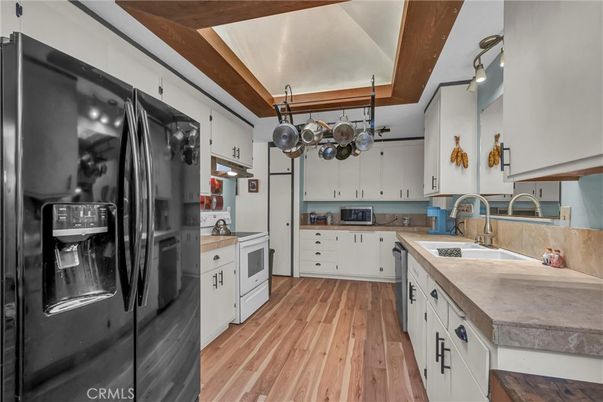 Interior, Kitchen, Wood Texture Flooring