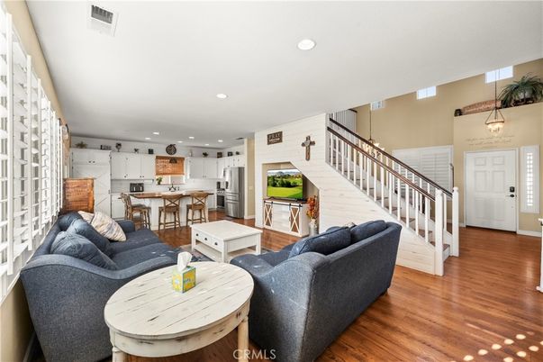 Interior, Kitchen, Living room, Pendant Lights, Recessed Lighting, Stainless Steel Appliances, Wood Texture Flooring