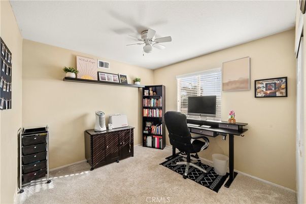 Home Office, Interior