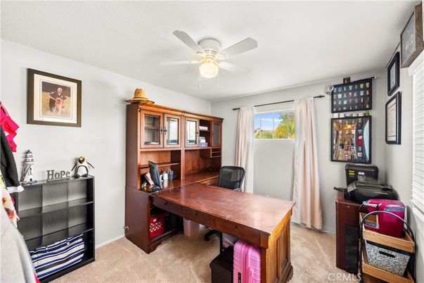 Home Office, Interior