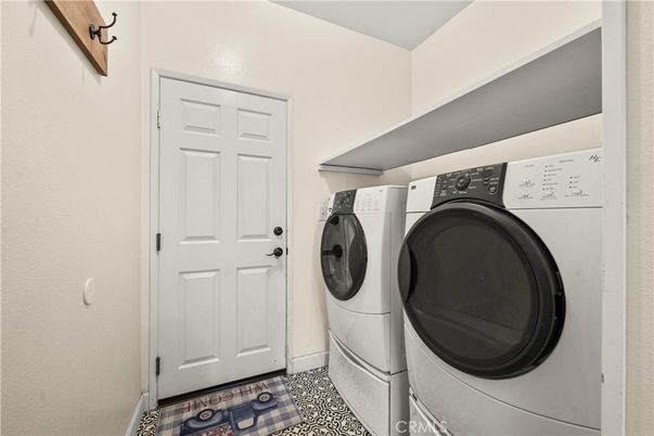 Interior, Washer