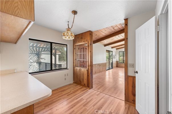 Interior, Pendant Lights, Wooden Beams, Wooden Ceilings, Wood Texture Flooring