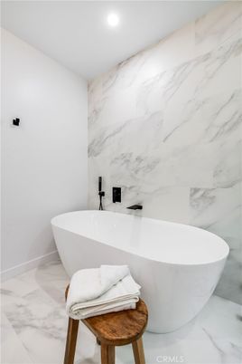 Bathroom, Free Standing Baths, Interior, Marble, Marble Walls, Recessed Lighting