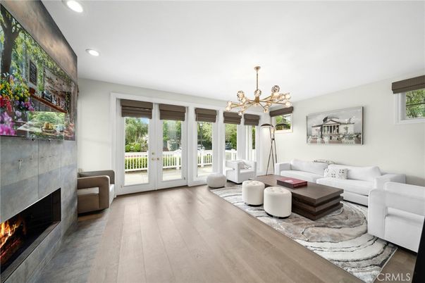 Fireplace, Interior, Living room, Pendant Lights, Recessed Lighting, Wood Texture Flooring
