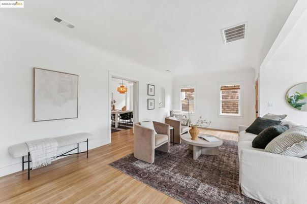 Interior, Living room, Pendant Lights, Wood Texture Flooring