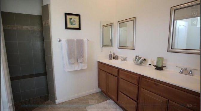 Bathroom, Dual Sink Vanities, Interior