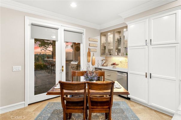 Dining room, Interior, Recessed Lighting