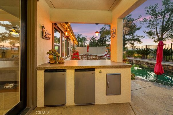 Exterior, Pendant Lights