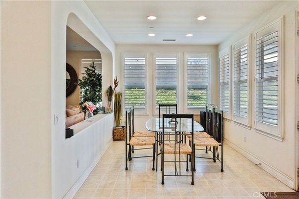 Dining room, Interior, Recessed Lighting