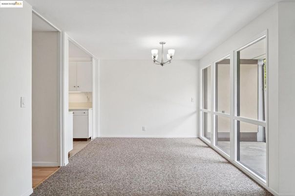 Chandelier, Empty room, Interior