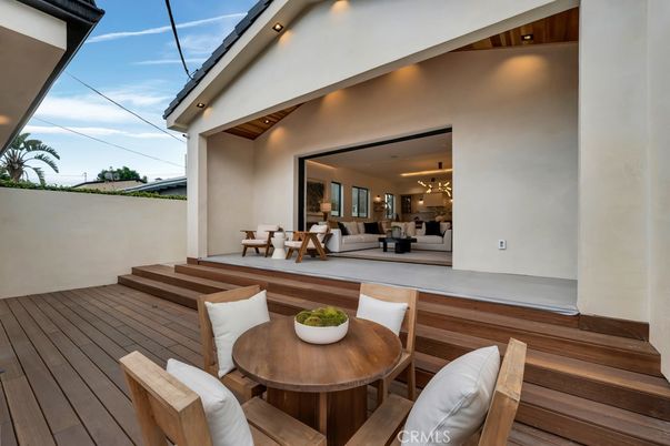 Exterior, Wood Texture Flooring