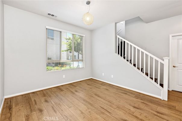 Empty room, Interior, Pendant Lights, Wood Texture Flooring