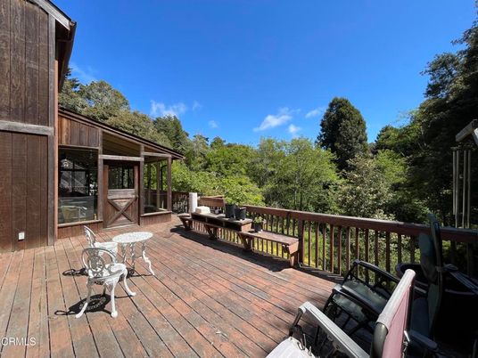 Exterior, Wood Texture Flooring