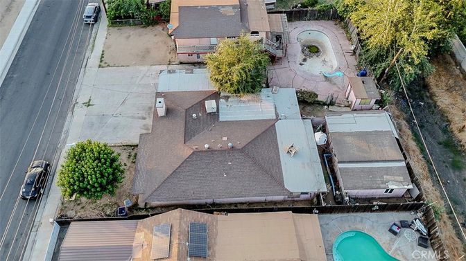 Exterior, Drone